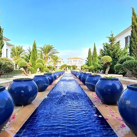 Apartman Kyrenia Mountains & Pool Oasis Close To The Merit Casino & Alevga