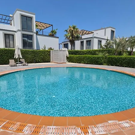 Apartman Kyrenia Mountains & Pool Oasis Close To The Merit Casino & Alevga
