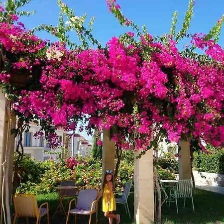 Apartman Kyrenia Mountains & Pool Oasis Close To The Merit Casino &